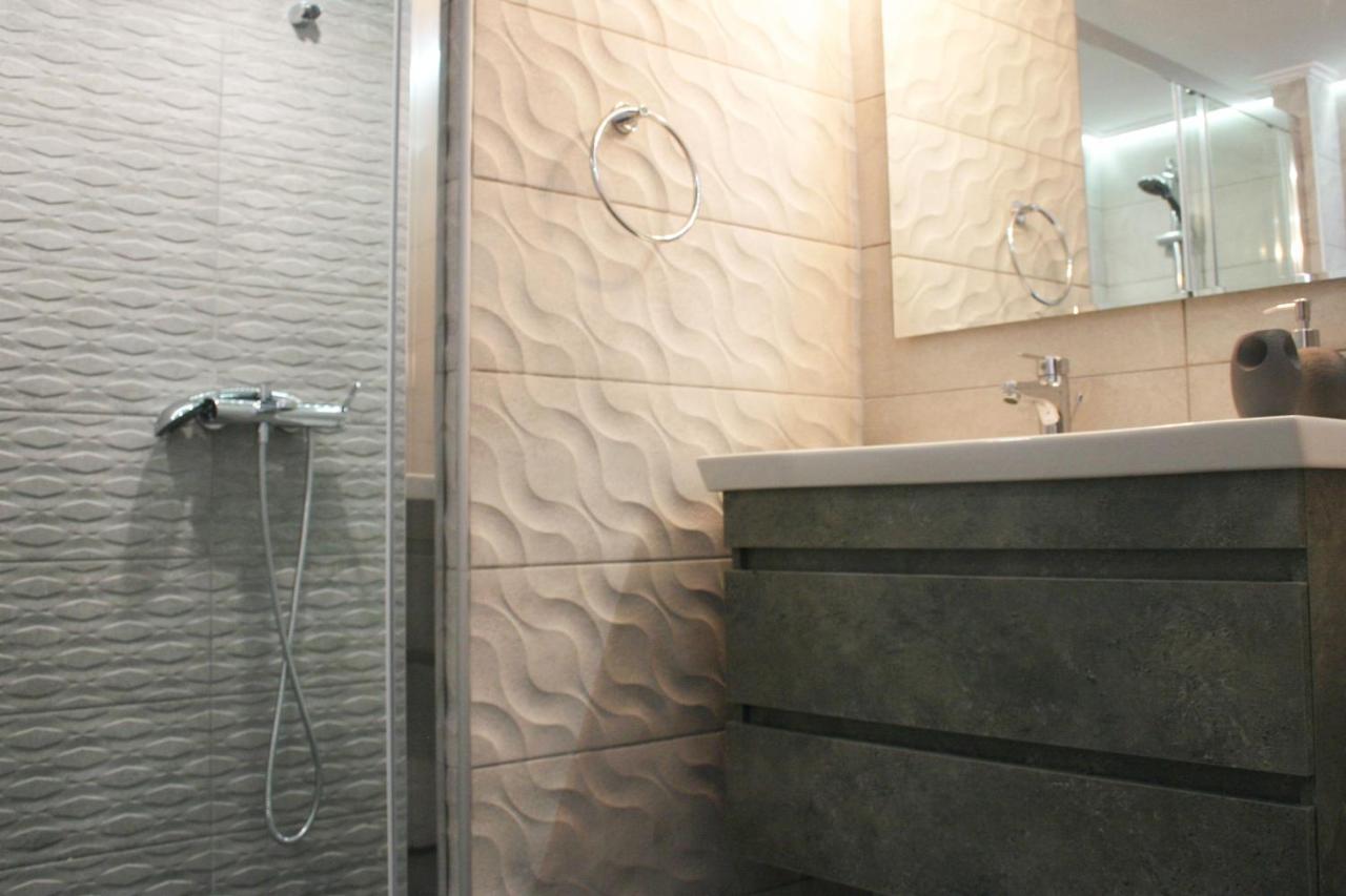 Socrates By Heloni Apartments Atenas Exterior foto